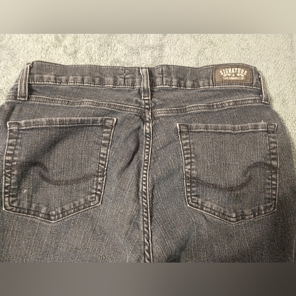 Vintage Levi Strauss Signature Jeans - " Curvy Skinny" - Picture 2 of 16